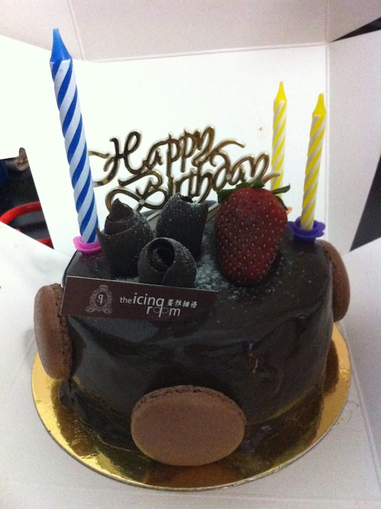 誕生日のホールケーキ Singapore生活